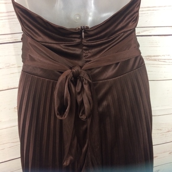 Forever 21 Halter Dress - Picture 4 of 5